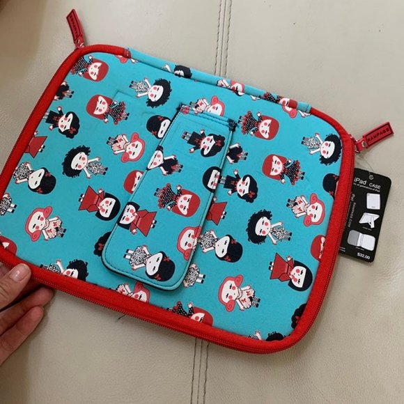 5/$20 💥
Rampage vintage ipad case stand - Picture 5 of 5